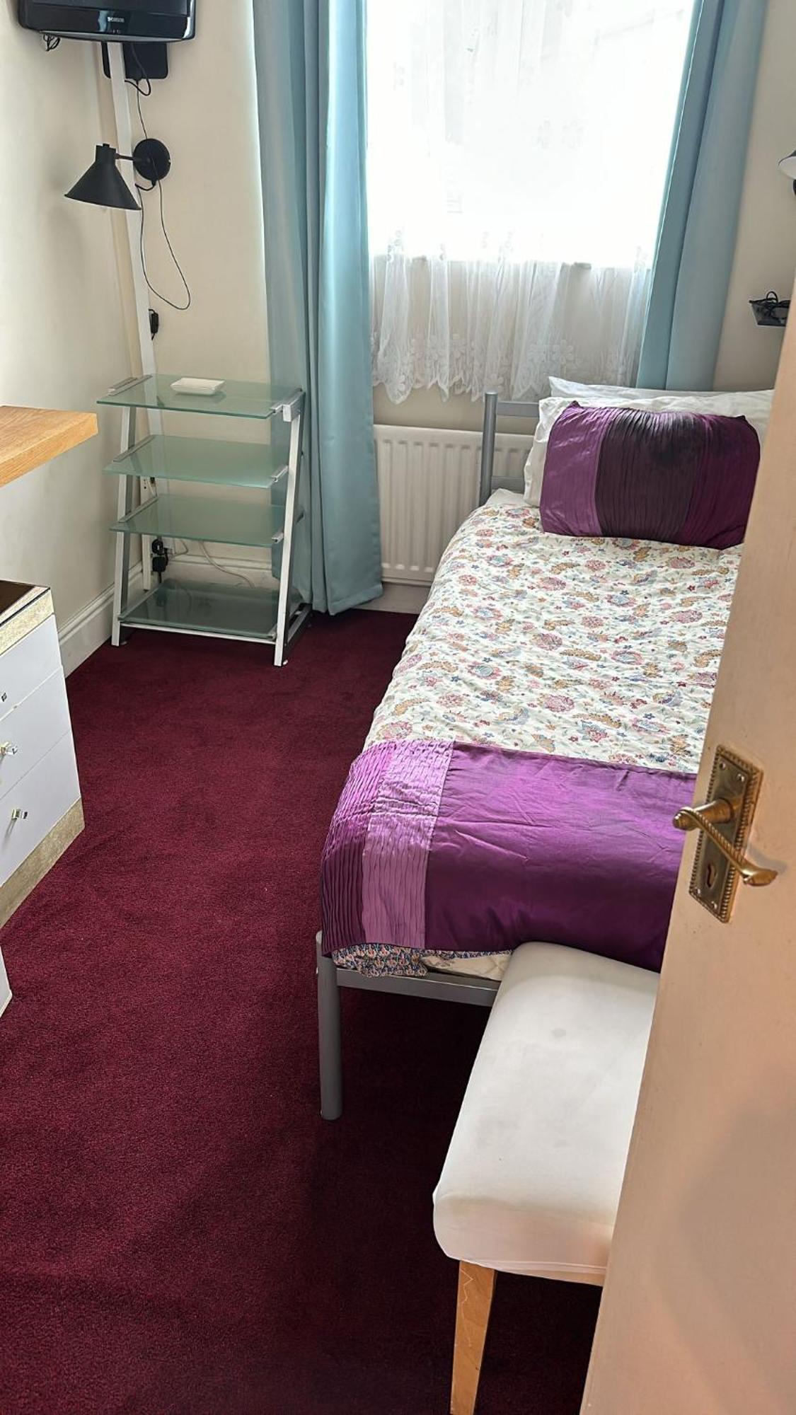 Love & Peace Orpington Extérieur photo